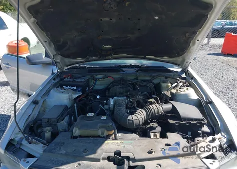 2006 Ford Mustang V6 z USA, uszkodzony, nr VIN 1ZVFT80N565218259